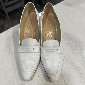 Bottega Veneta Women's White kitten heel Loafers